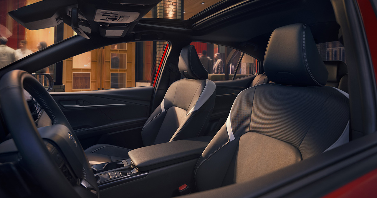 Toyota Camry 2026 - передній план