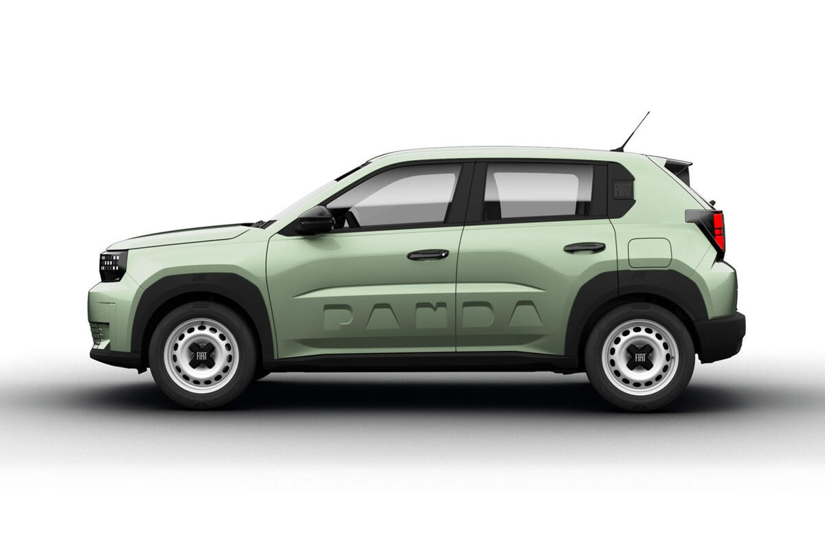 Electric Fiat Grande Panda, side view