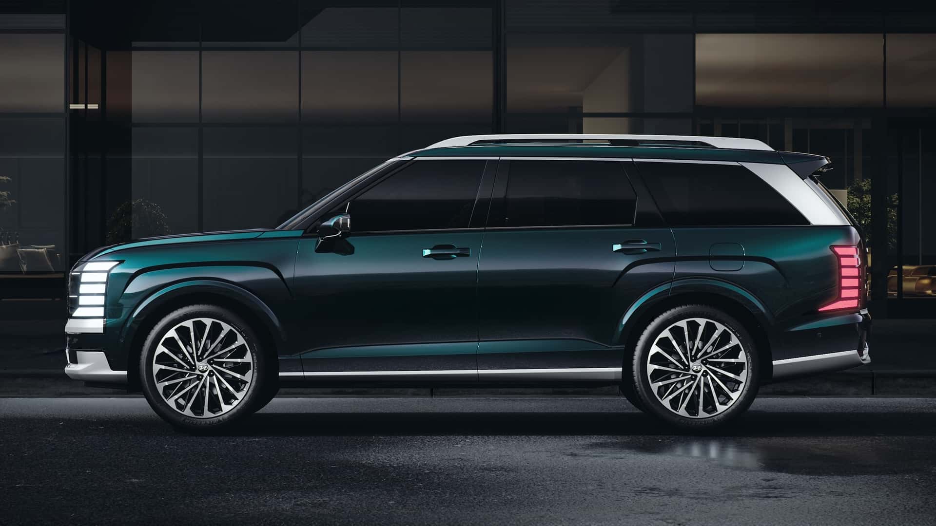 Hyundai Palisade side view