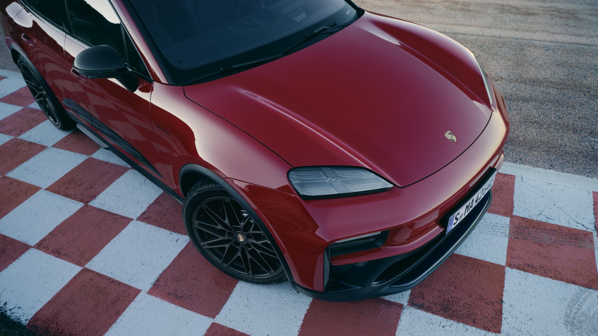 Porsche Macan GTS передня частина