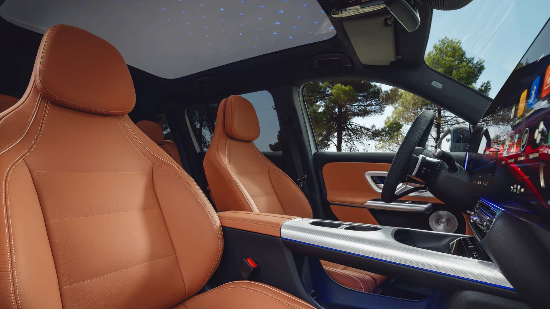 Боковий вигляд на Mercedes-Benz GLB 2026