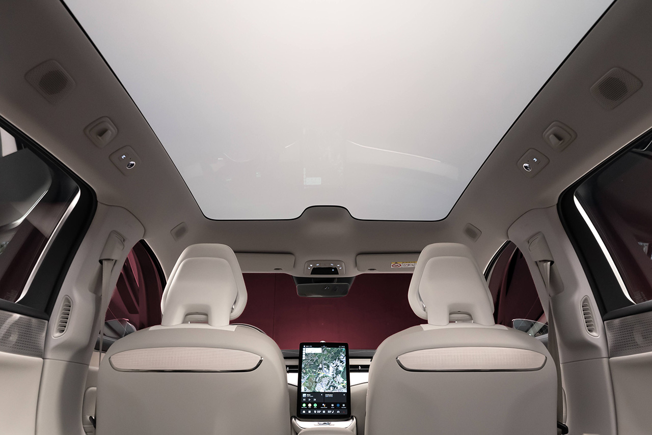 Volvo ES90 interior