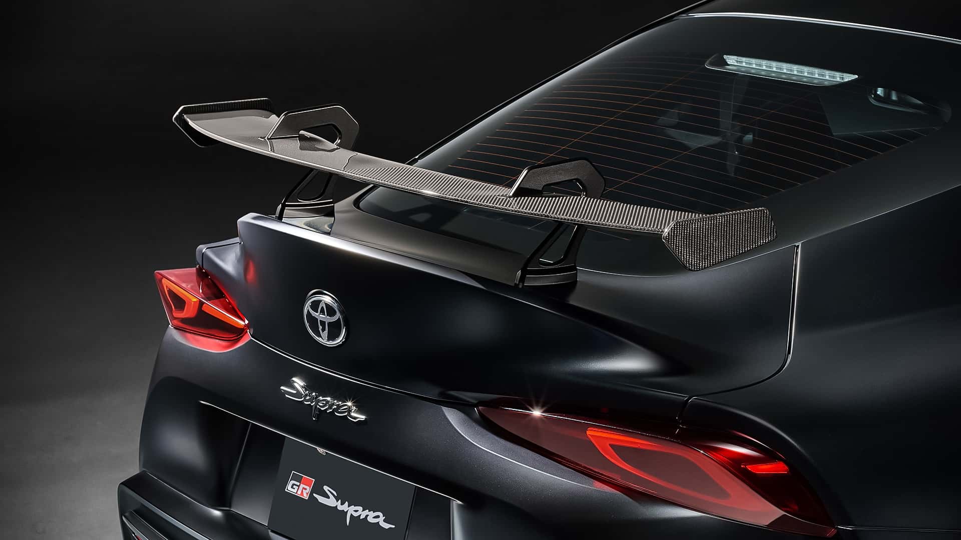 Toyota Supra Final Edition вид збоку