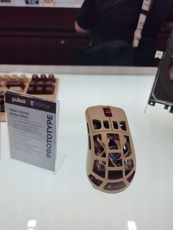 Ventilateur Noctua dans la souris de jeu