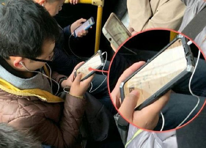 Huawei-Nove-4-will-have-in-display-selfie-camera-2.jpg