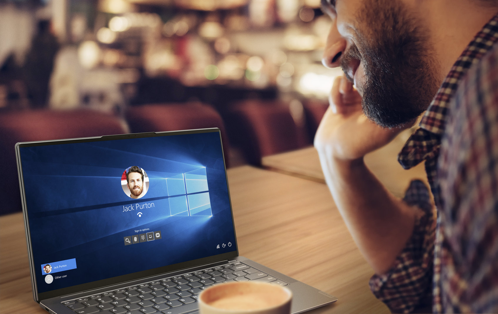 Lenovo_Yoga_S940_Dolby_Vision_4.jpg