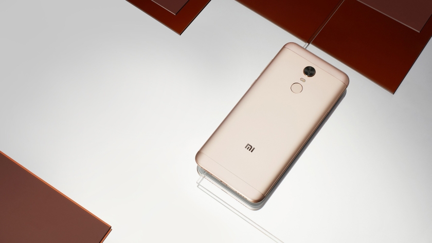 RedmiNote5Gold.jpg