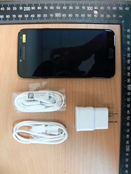 Samsung-Galaxy-J4-3.jpg