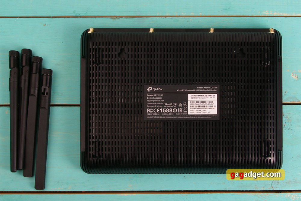TP-Link-Archer-C3150-back.jpg