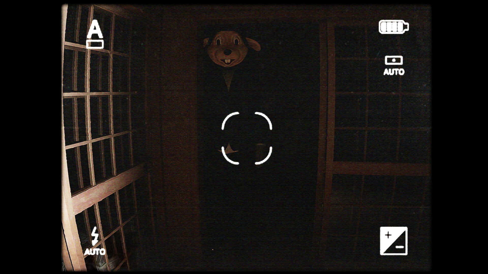 Une scène du jeu Cursed Digicam
