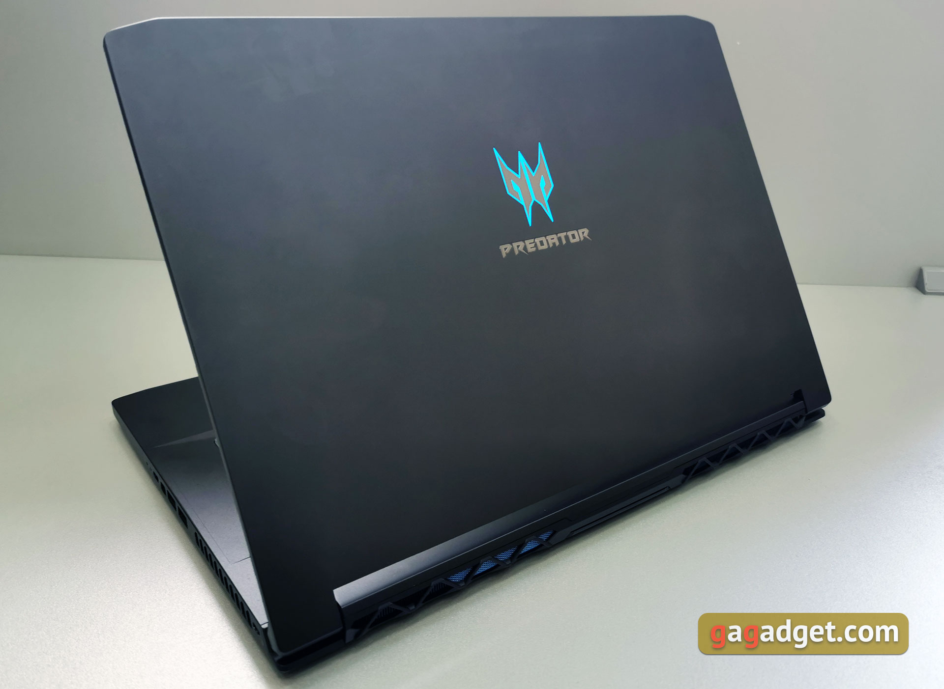 Огляд Acer Predator Triton 500: ігровий ноутбук із RTX 2080 Max-Q у компактному легкому корпусі-2