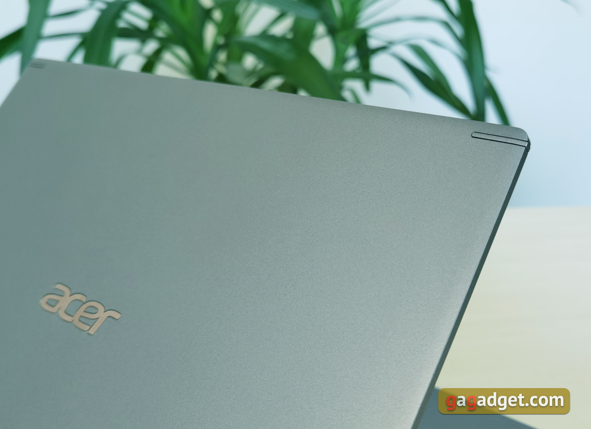 Обзор Acer Spin 5 SP513-54N: ноутбук-трансформер на Core i7 с отличным 13.5-дюймовым экраном-5