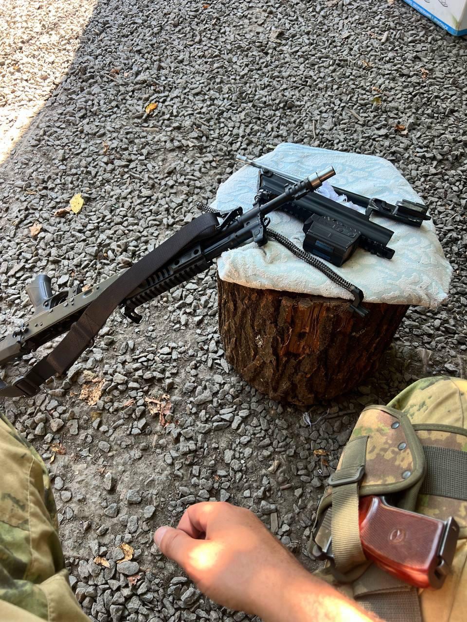 Автомат АК-12 в полі