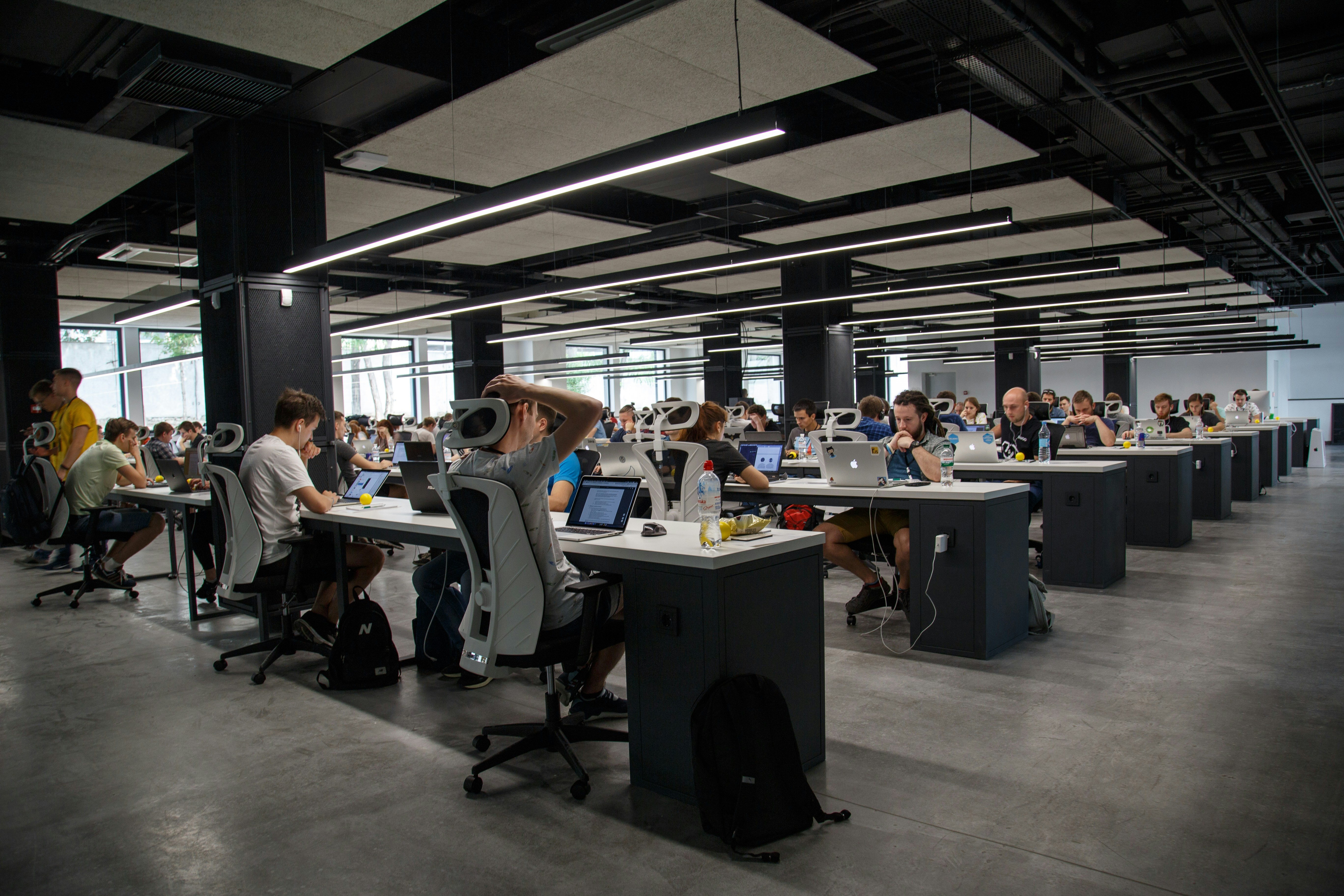 AI will enable nearly a third of workers to switch to a 4-day working week by 2033 - study
