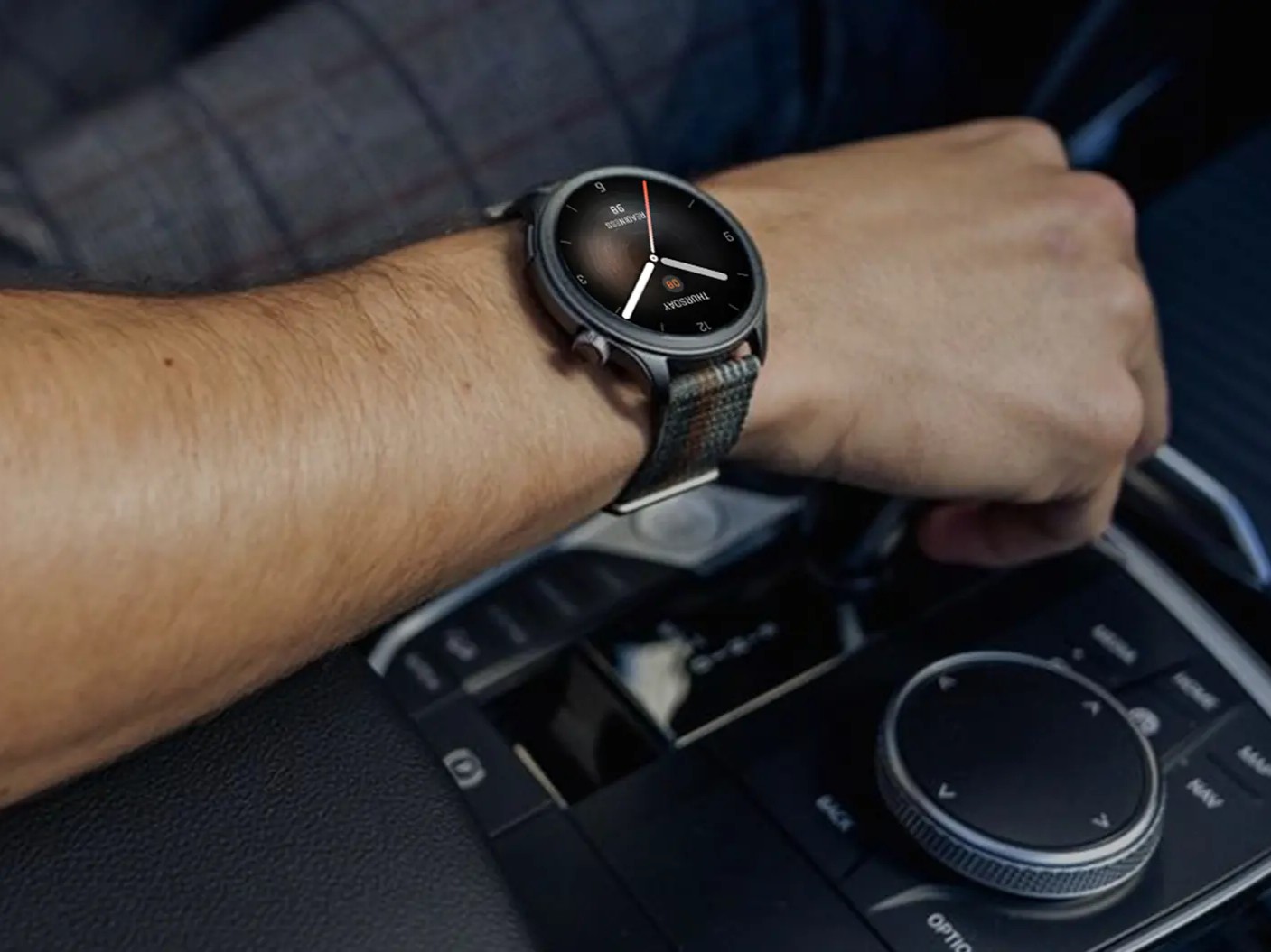 Mise à jour de la smartwatch Amazfit Balance, version 3.25.11.1, sortie mondiale