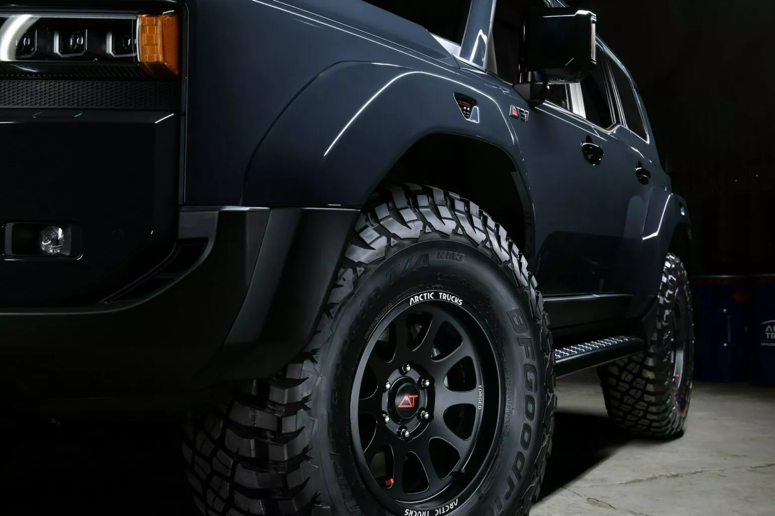 Toyota Land Cruiser 250 AT37 с широким кузовом