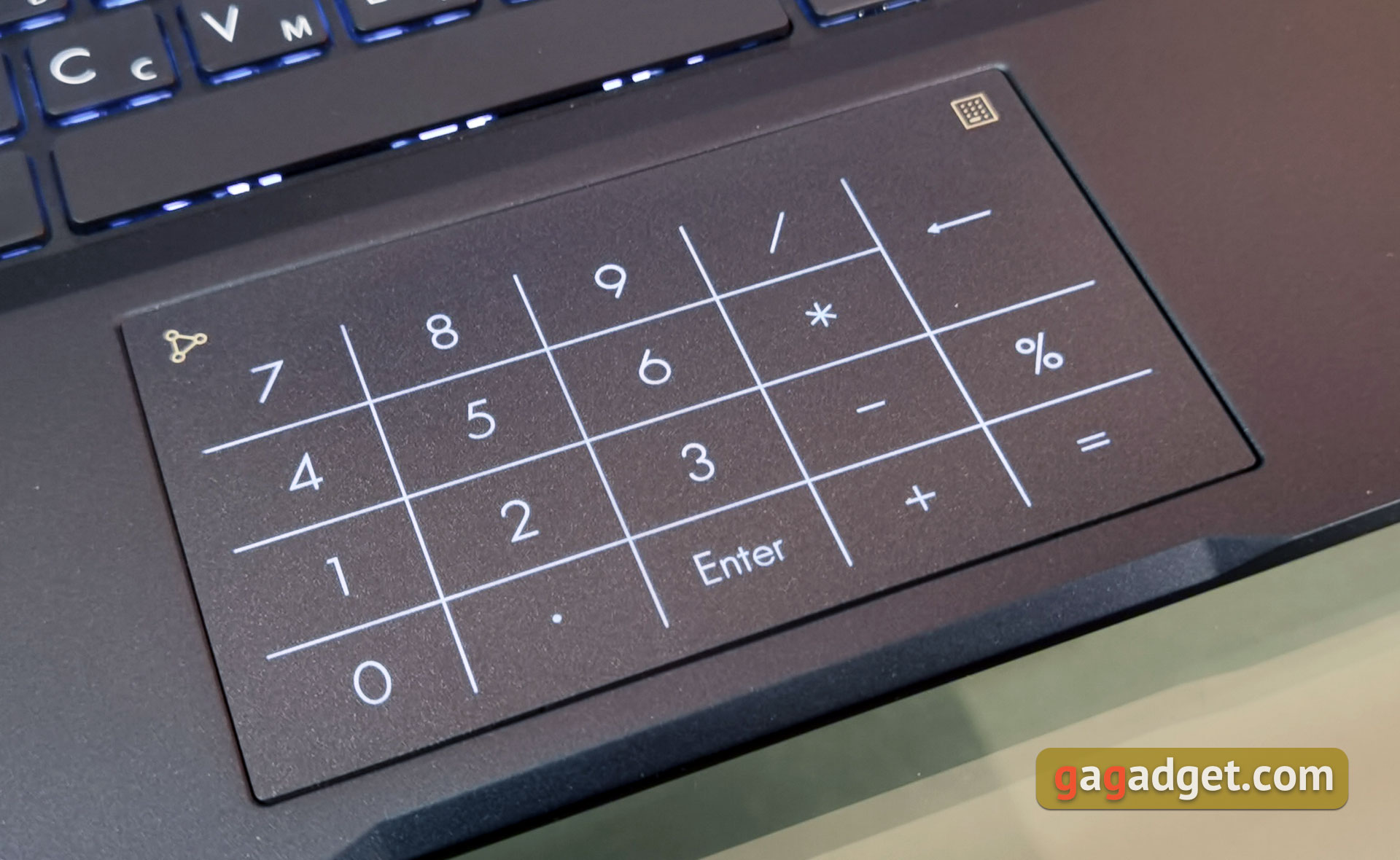 ASUS ExpertBook B5 : un ordinateur portable professionnel fiable avec une autonomie impressionnante-26