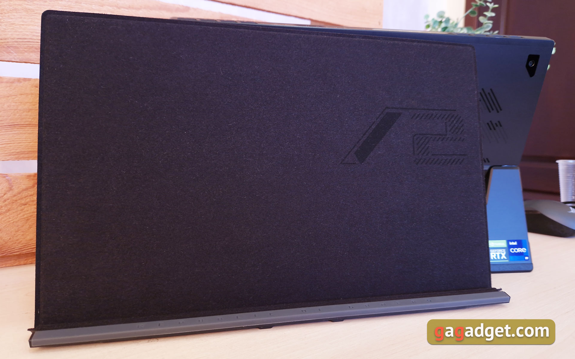 Обзор ASUS ROG Flow Z13 (2022): самый мощный игровой планшет-19