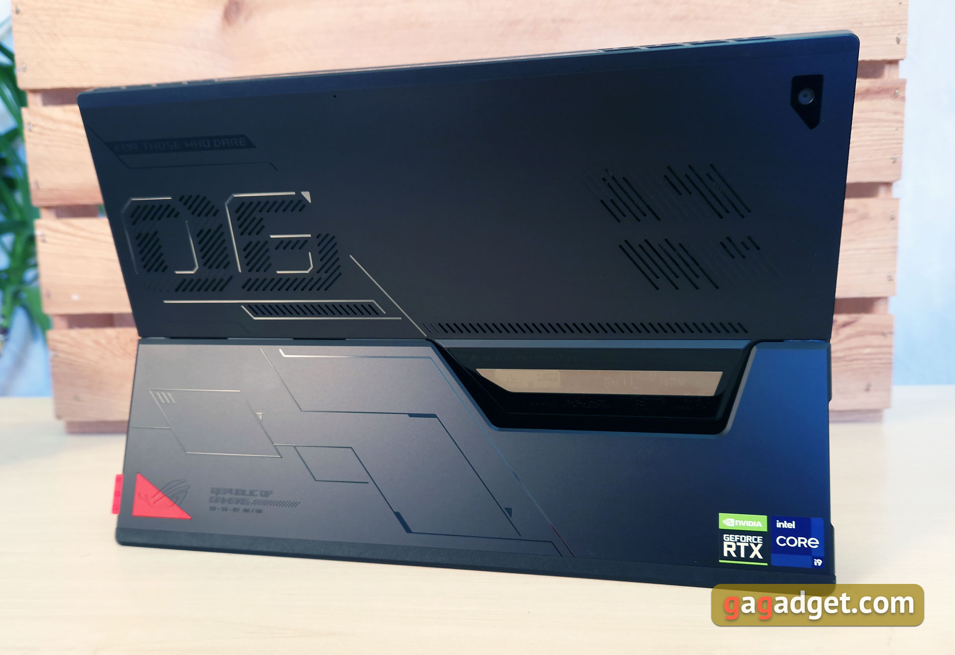 Обзор ASUS ROG Flow Z13 (2022): самый мощный игровой планшет-23