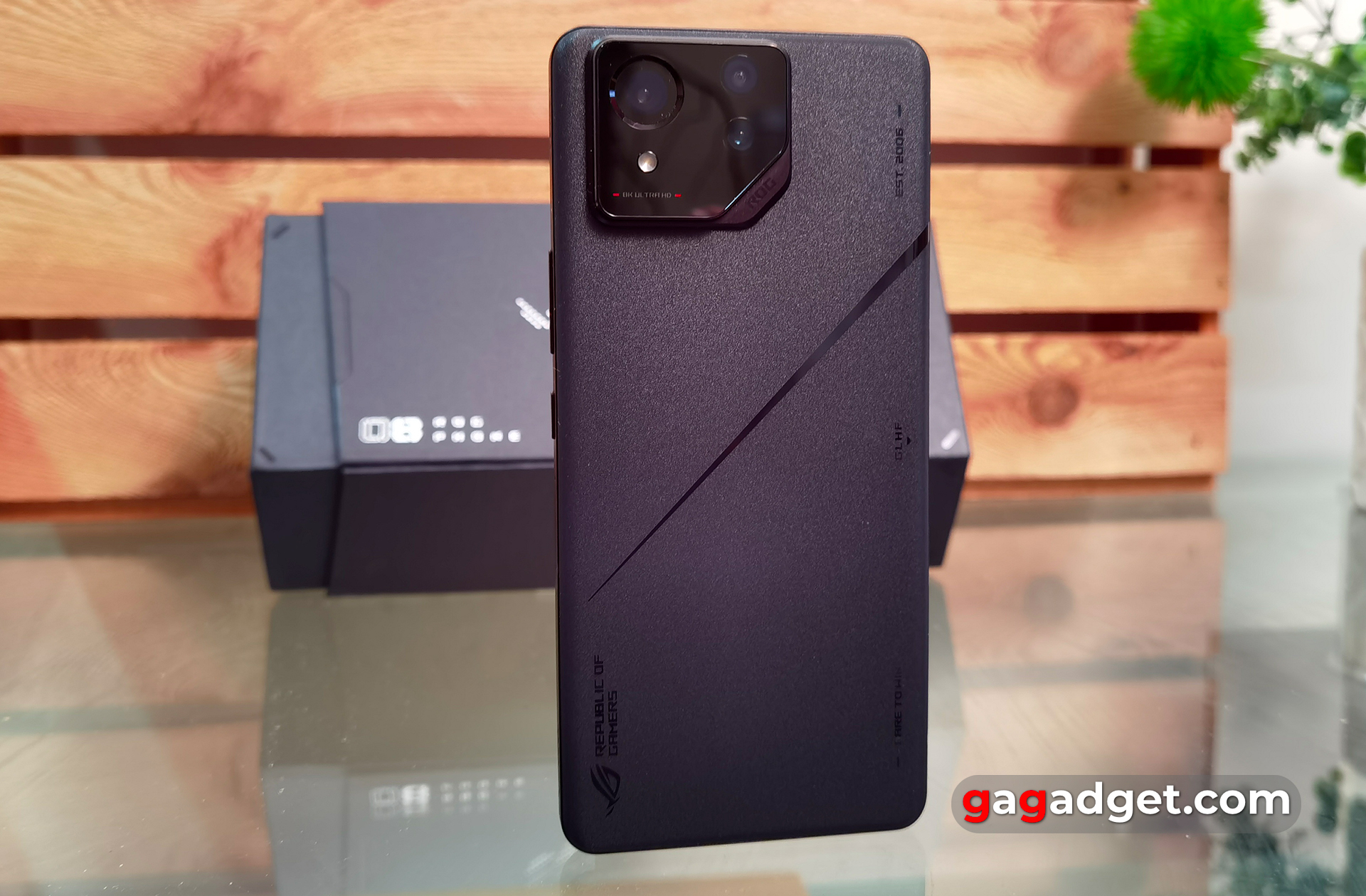Огляд ASUS ROG Phone 8 Pro