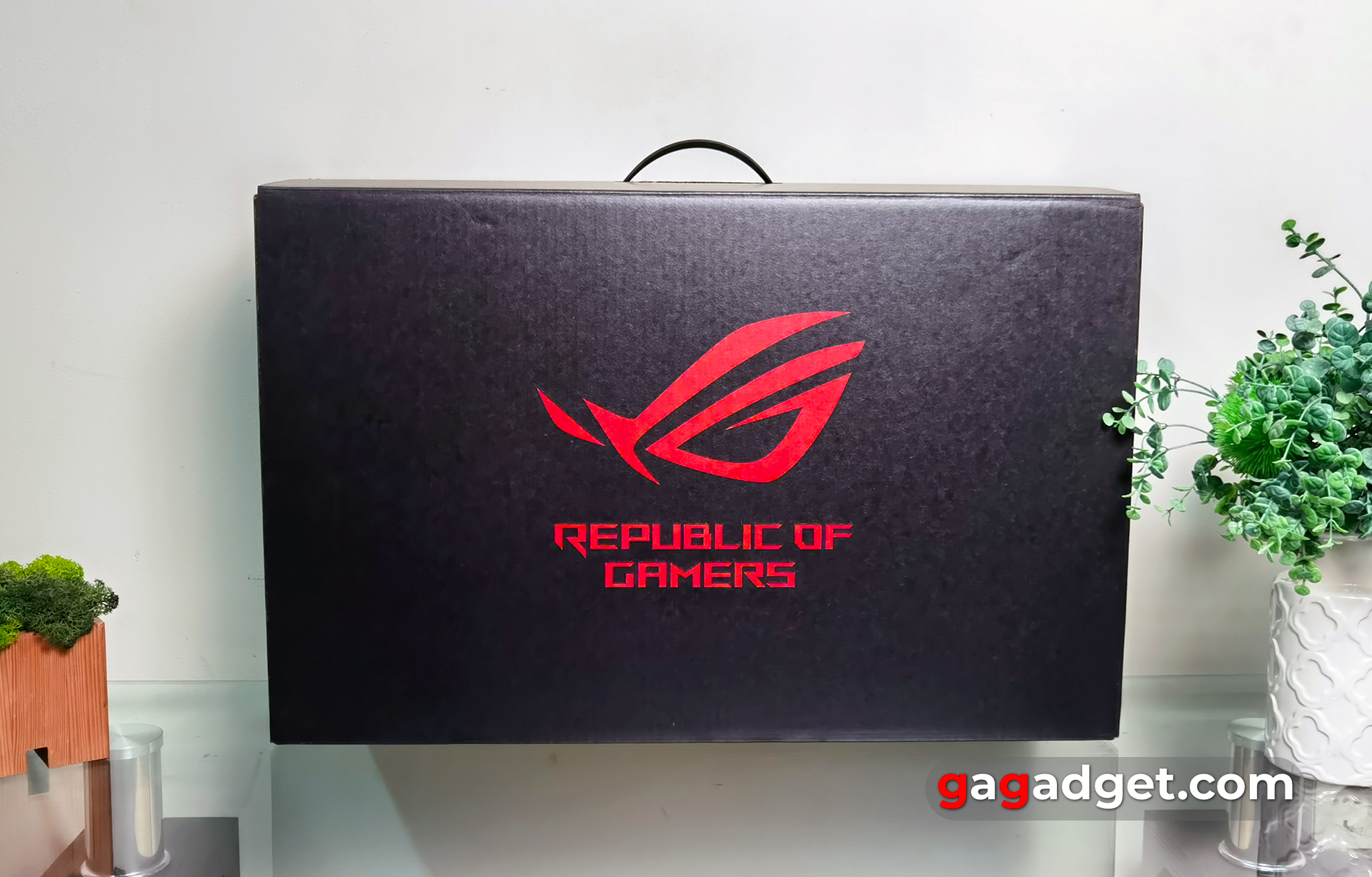Огляд ASUS ROG Strix SCAR 18 (2024)