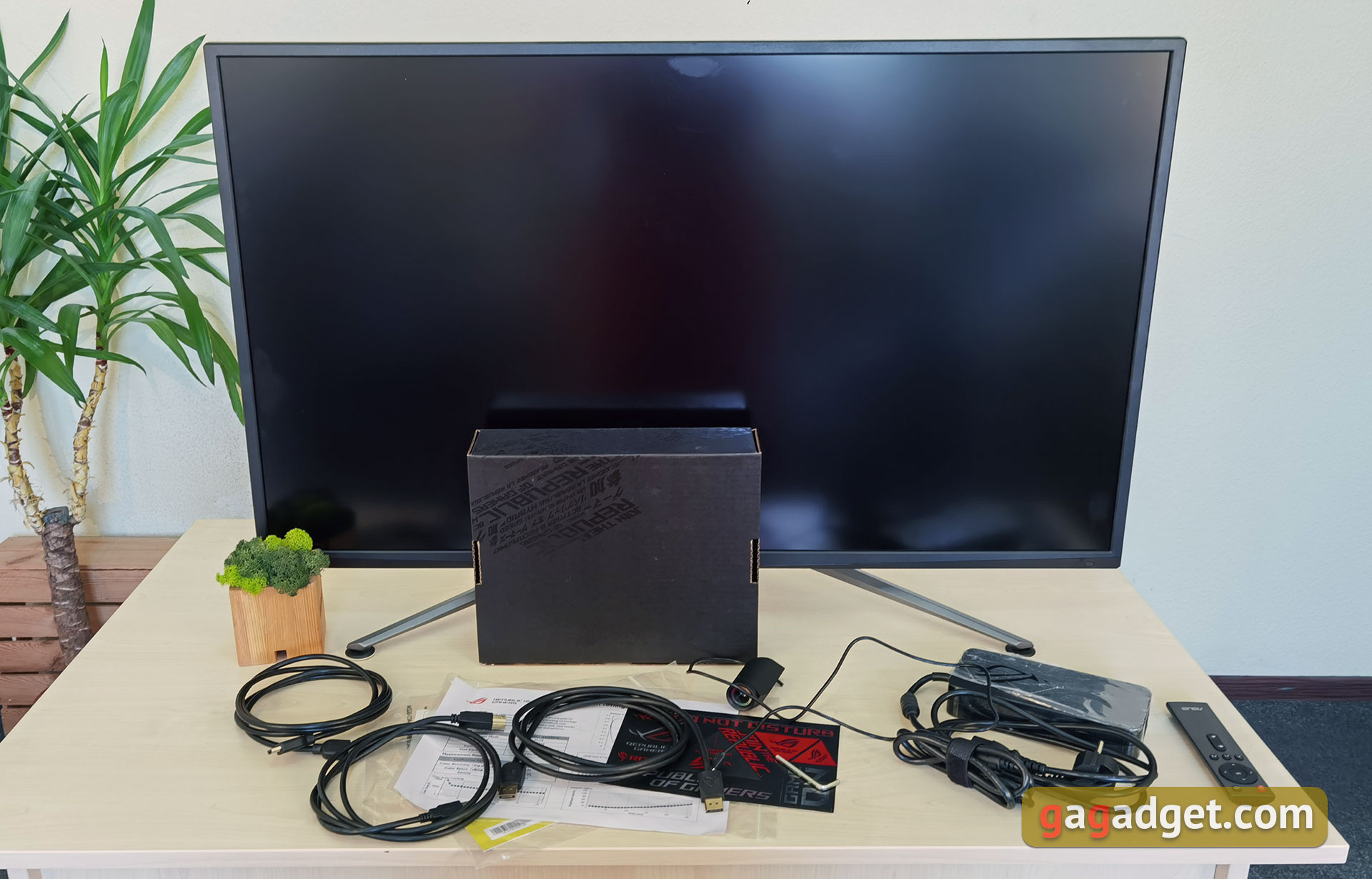 Обзор ASUS ROG Strix XG43UQ: лучший монитор для игровых консолей нового поколения-2
