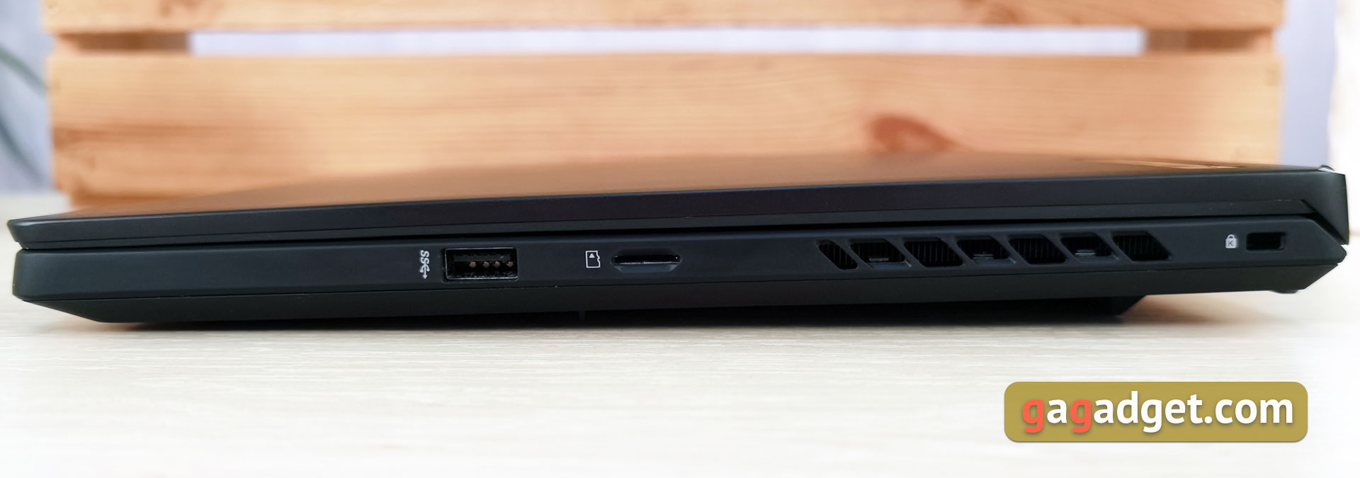 Обзор ASUS ROG Zephyrus M16: убойная сила 16-дюймового калибра-9