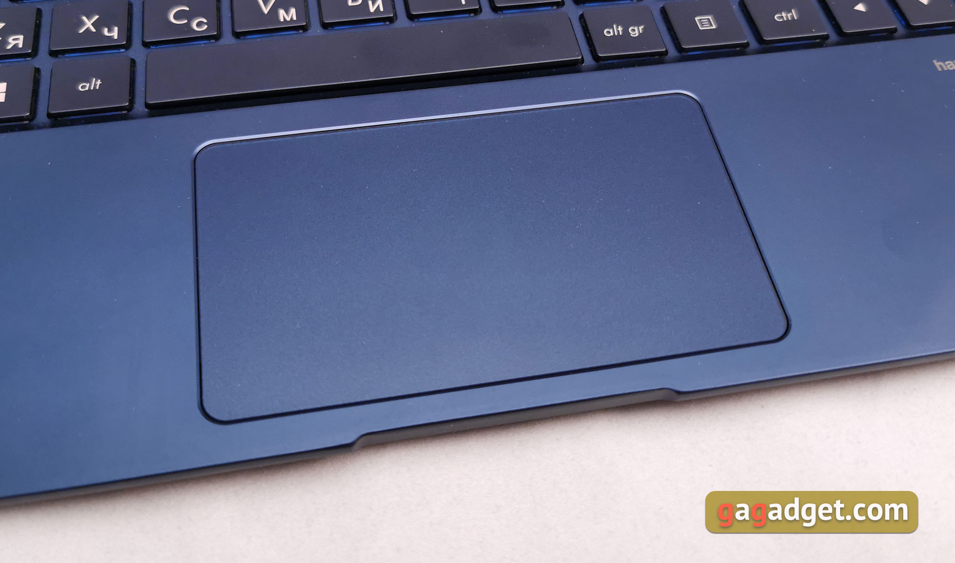 Огляд ASUS ZenBook 13 UX333FN: мобільність та продуктивність-20