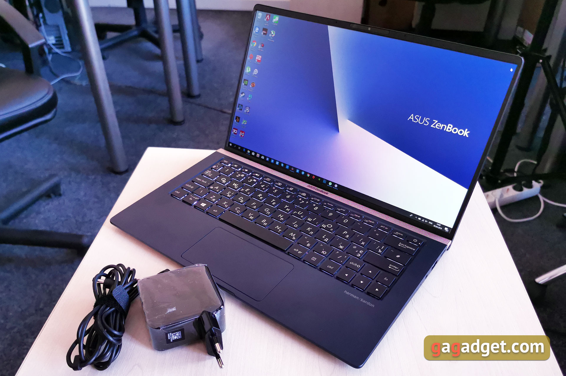 Огляд ASUS ZenBook 13 UX333FN: мобільність та продуктивність-77