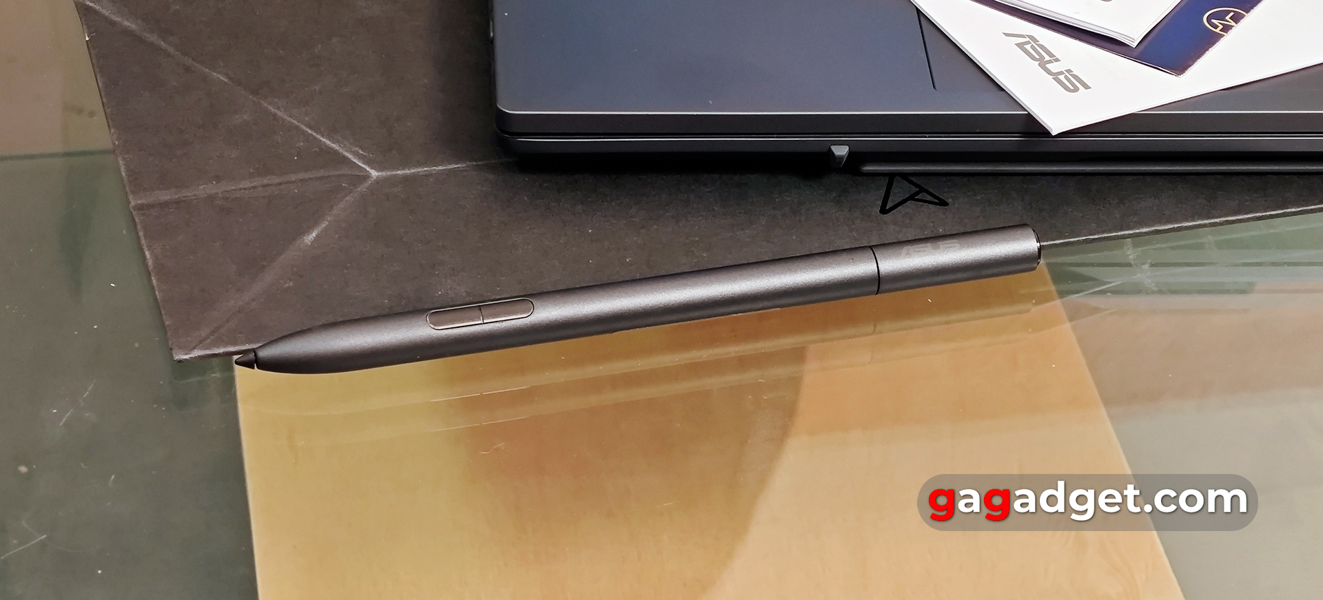 Огляд ASUS Zenbook DUO (2024) UX8406