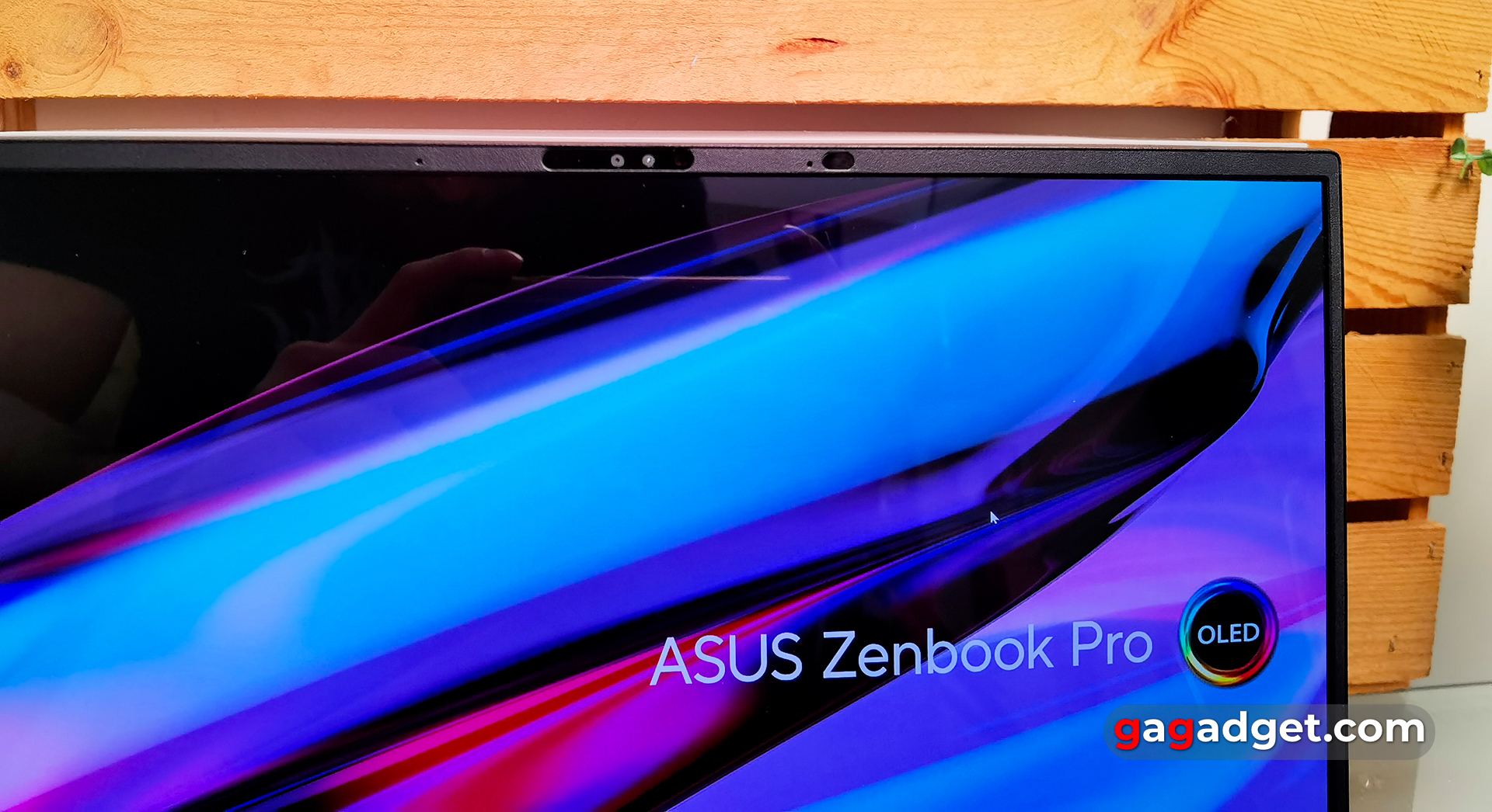 Зовнішній вигляд ASUS Zenbook Pro 14 OLED