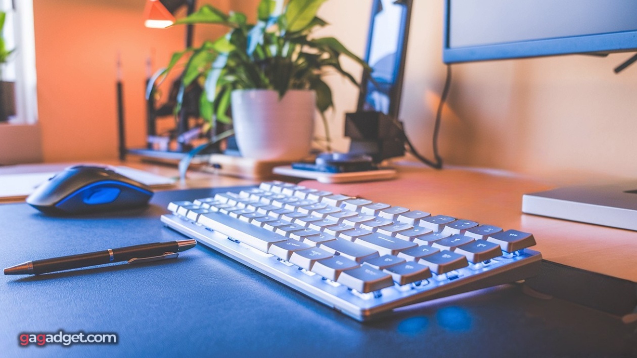Best Silent Mechanical Keyboards in 2026