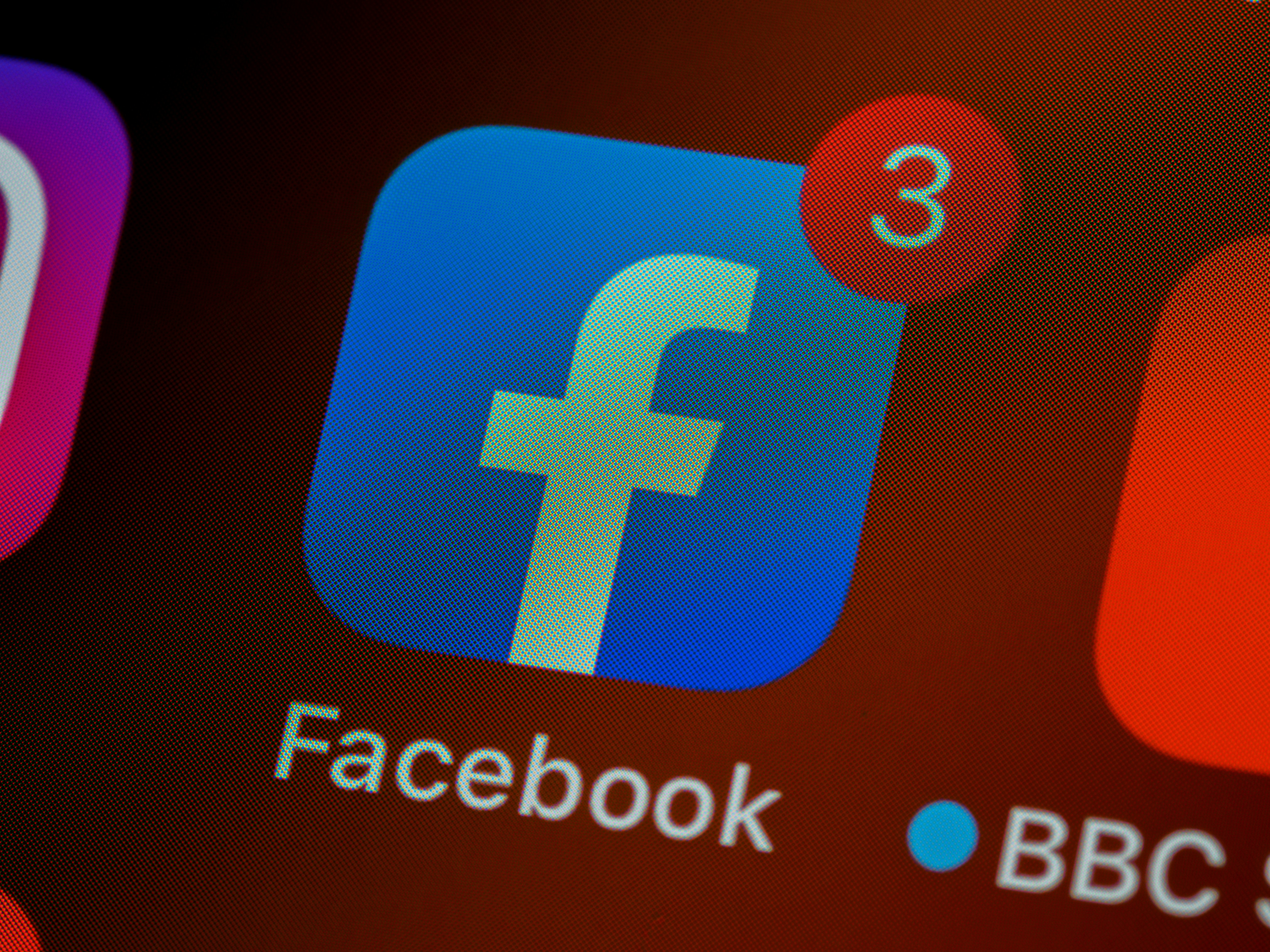 Meta внедряет продвинутый ИИ для улучшения рекомендаций видео в Facebook