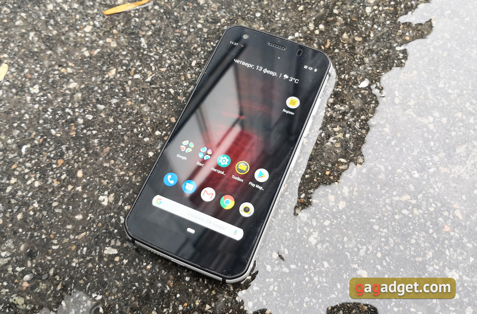 CAT S52 : le smartphone "incassable" à visage humain et NFC-16