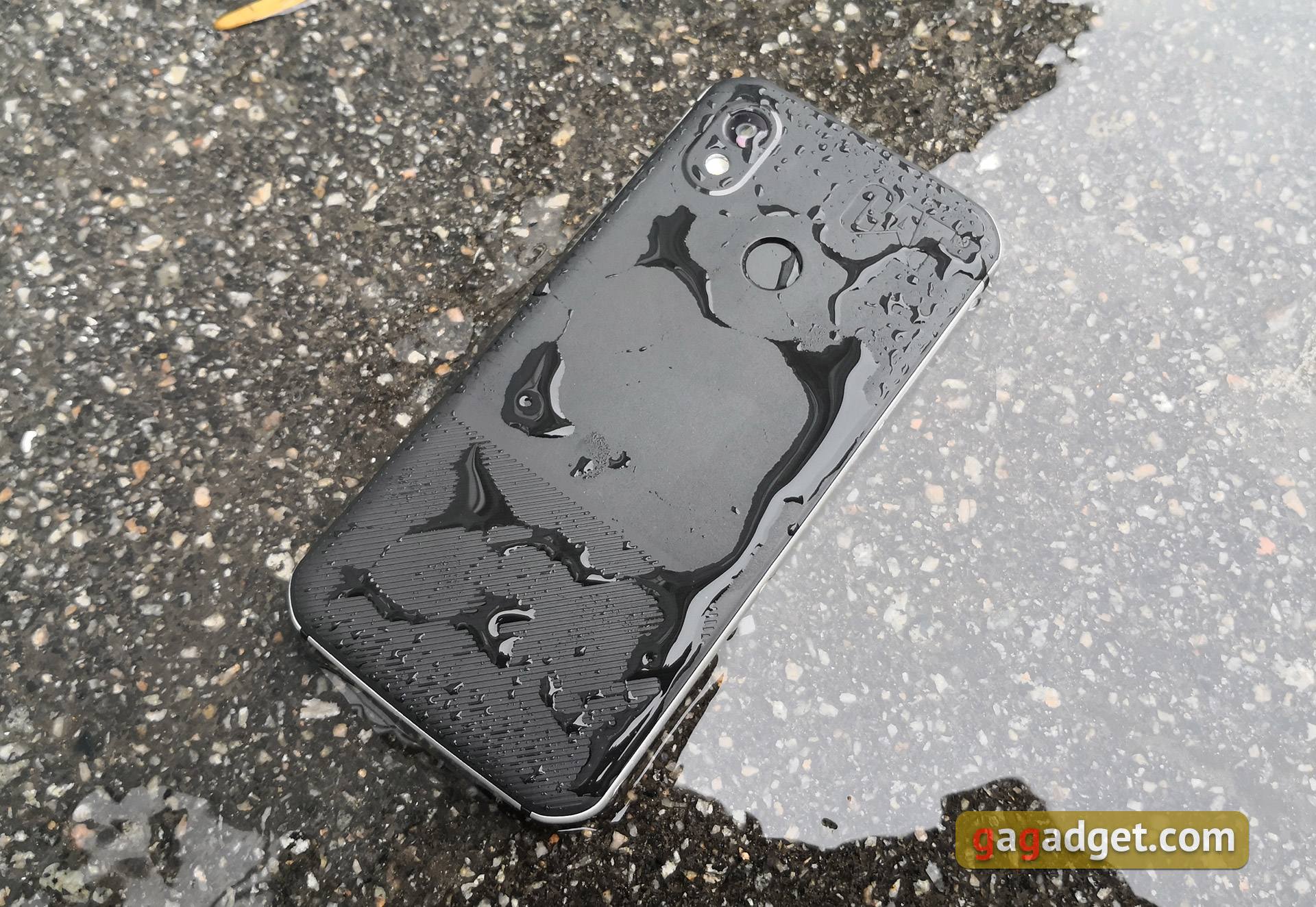 CAT S52 : le smartphone "incassable" à visage humain et NFC-17