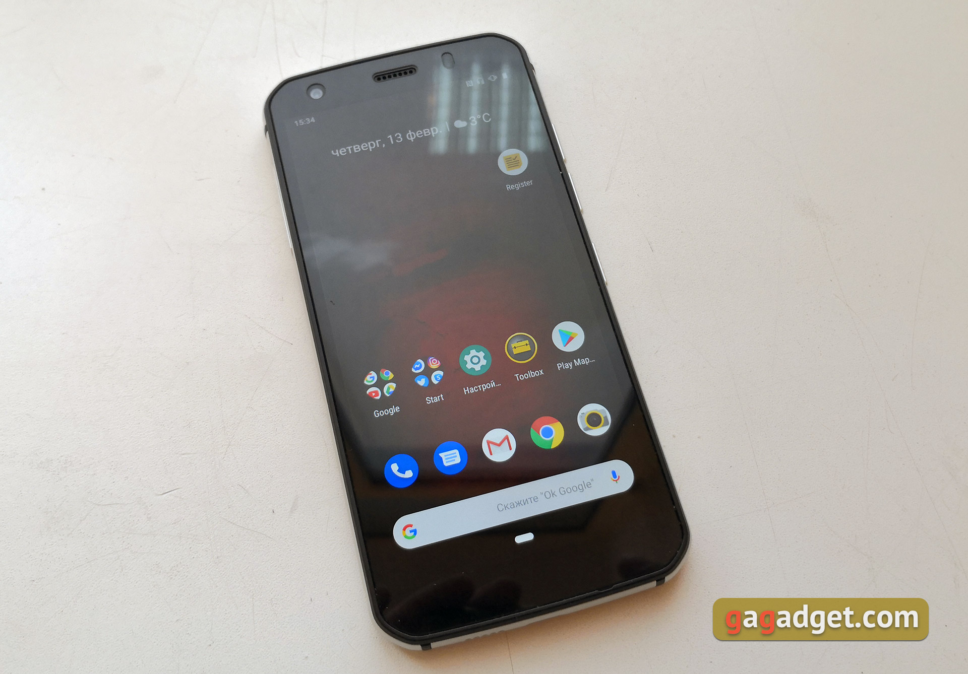 CAT S52 : le smartphone "incassable" à visage humain et NFC-19