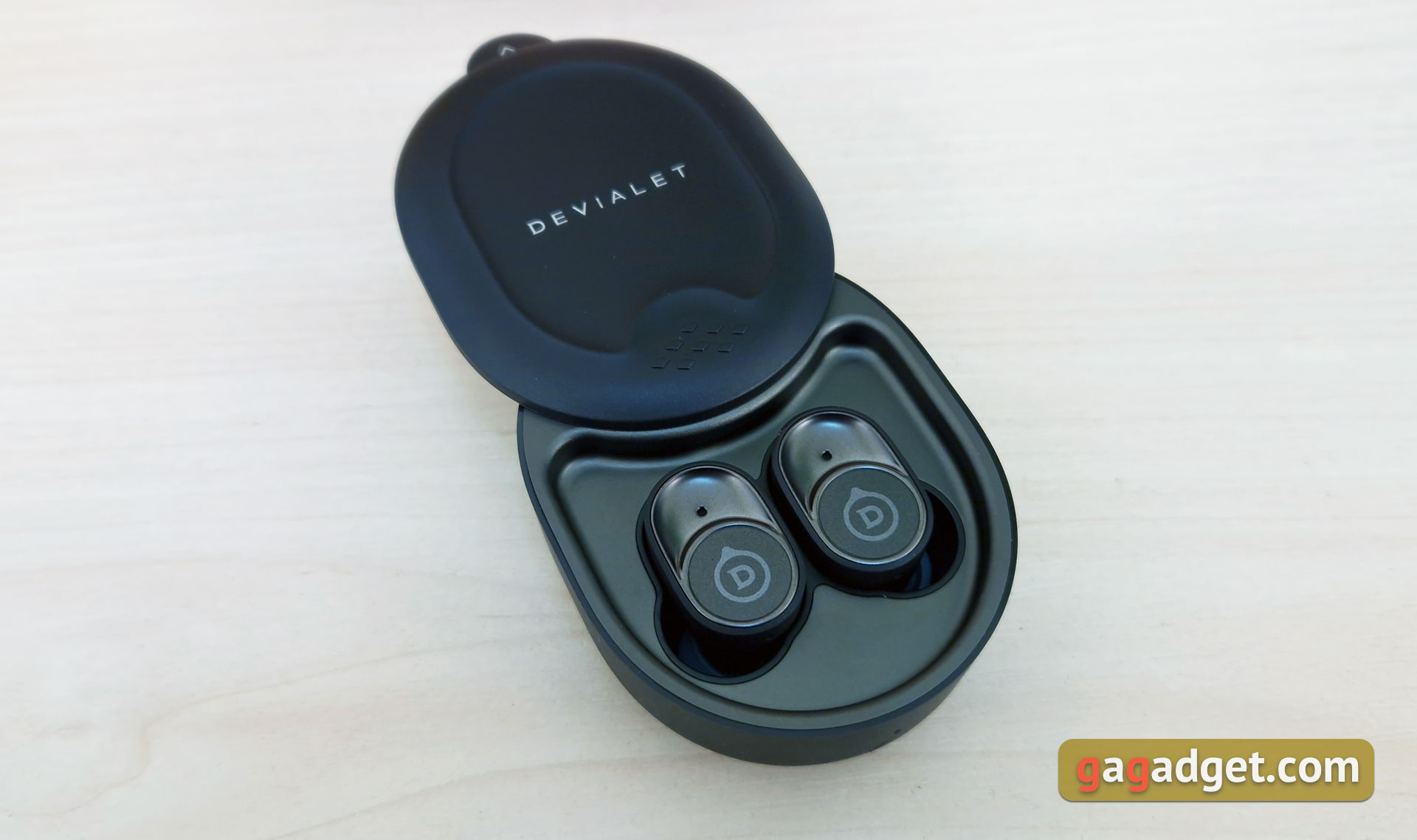 Обзор Devialet Gemini: TWS-наушники с французским шармом-17