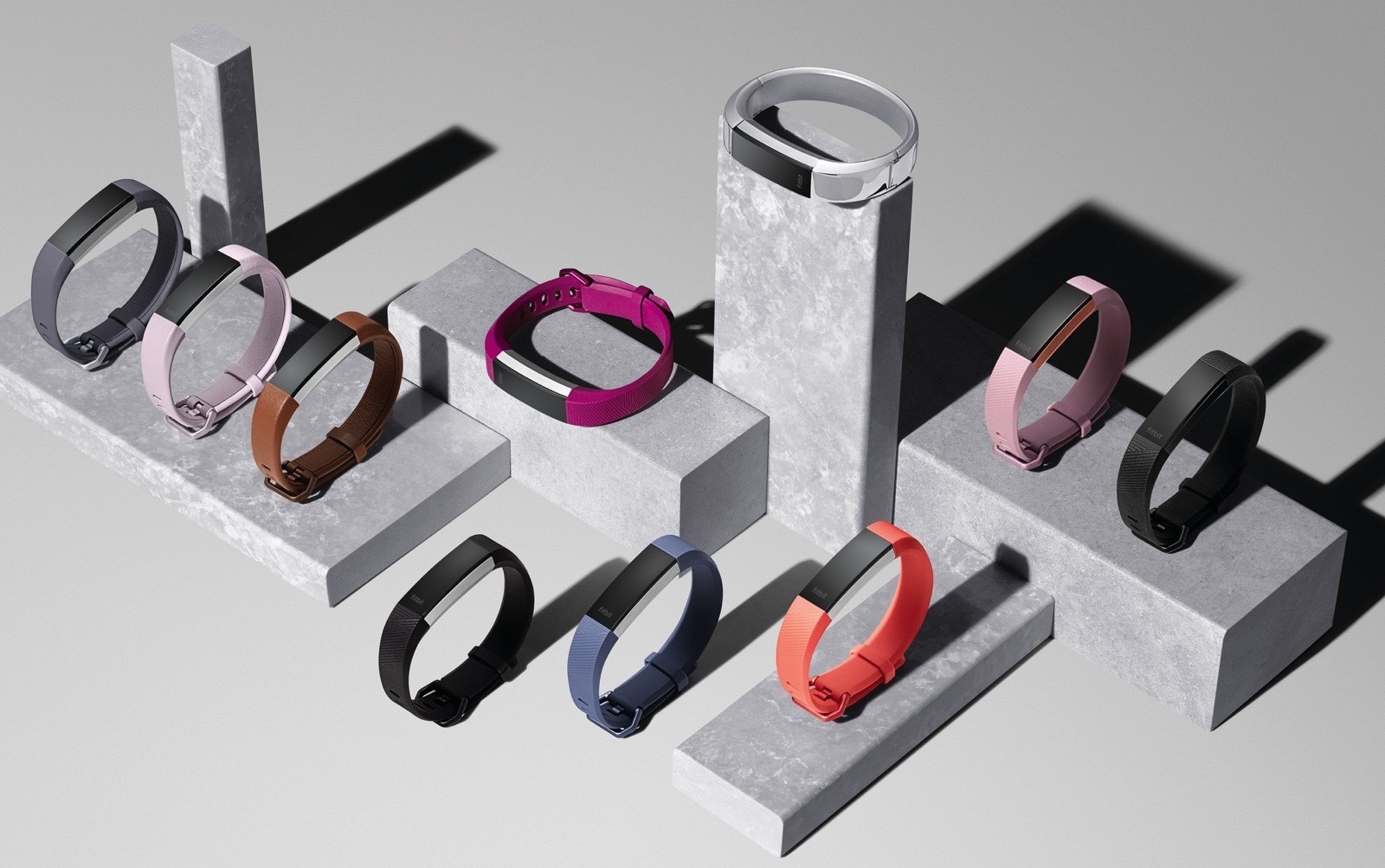 fitbit-alta-hr-product-gallery-18-1.jpg