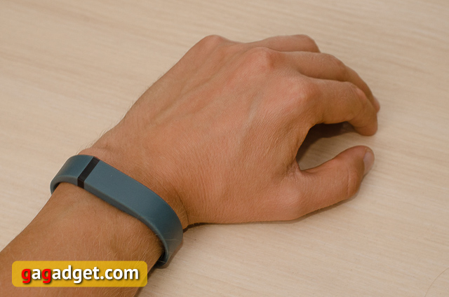 Обзор фитнес-браслета Fitbit Flex