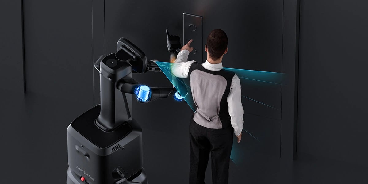FlashBot Arm аналізує навколишнє середовище