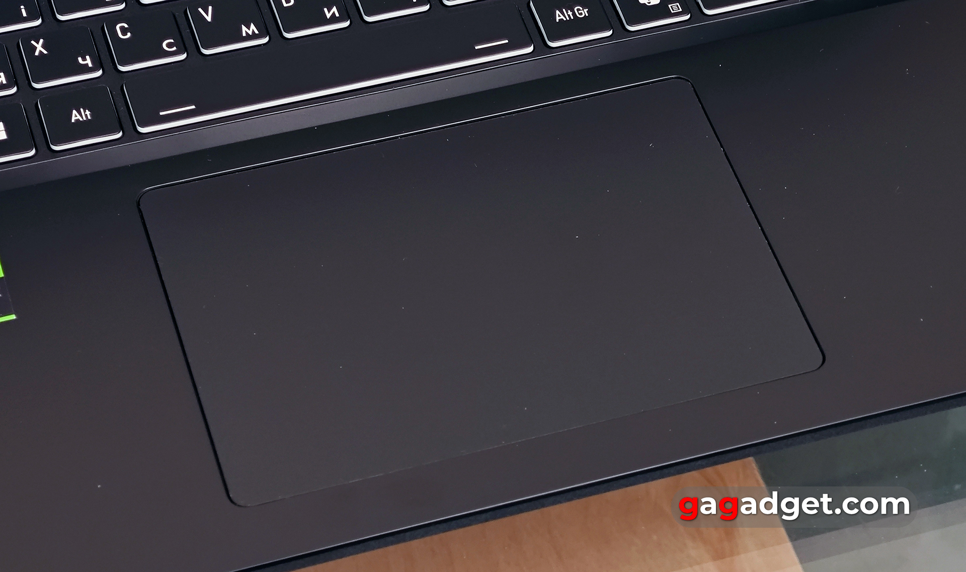 Огляд Gigabyte G6X 9KG (2024)