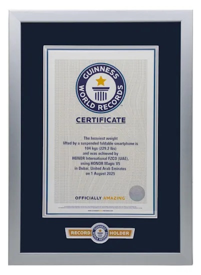 Сертифікат Guinness World Records, що підтверджує міцність Honor Magic V5