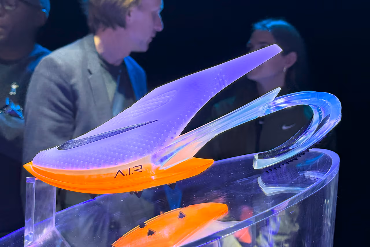 Nike за допомогою ШІ розробила колекцію кросівок A.I.R. для професійних спортсменів напередодні Олімпійських ігор у Парижі-9