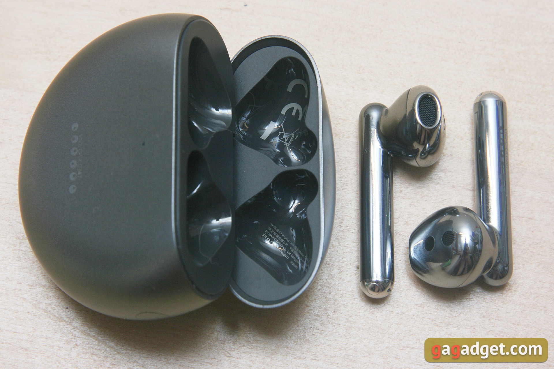Active Noise Canceling TWS Semi-Open Earbuds: Huawei Freebuds 4 Review-46