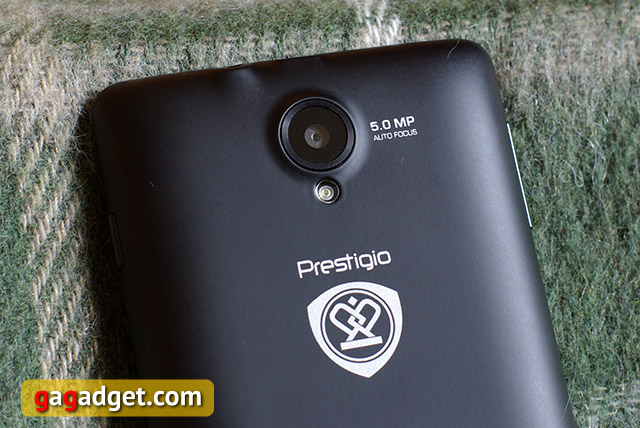 Лицом к лицу: Huawei Ascend Y600, Fly IQ456 Era Life 2 и Prestigio MultiPhone PAP5500 Duo-7