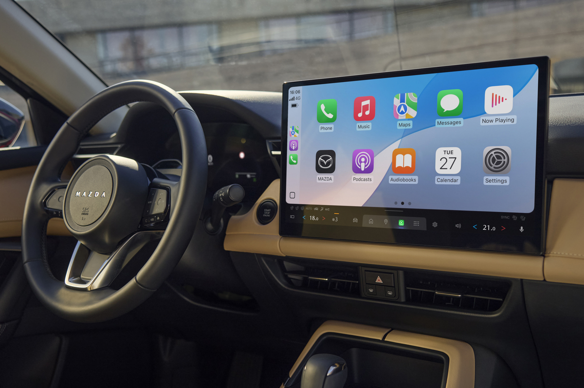 Панель управління Mazda CX-5