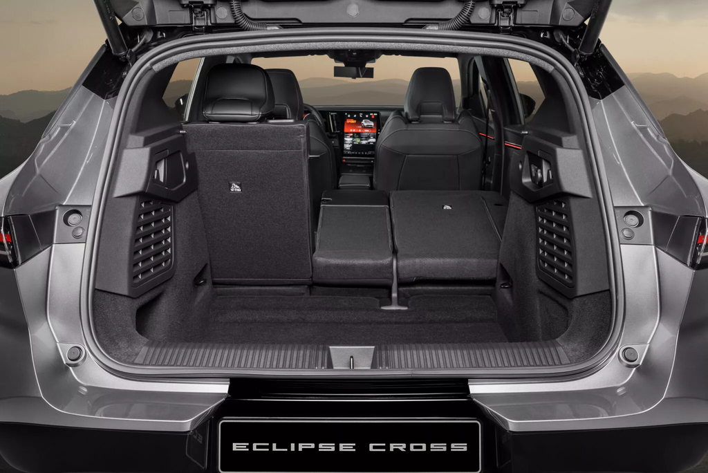 Дизайн задньої частини Mitsubishi Eclipse Cross