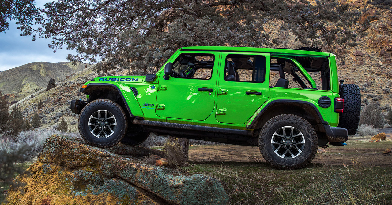 Jeep Wrangler у кольорі Mojito Green