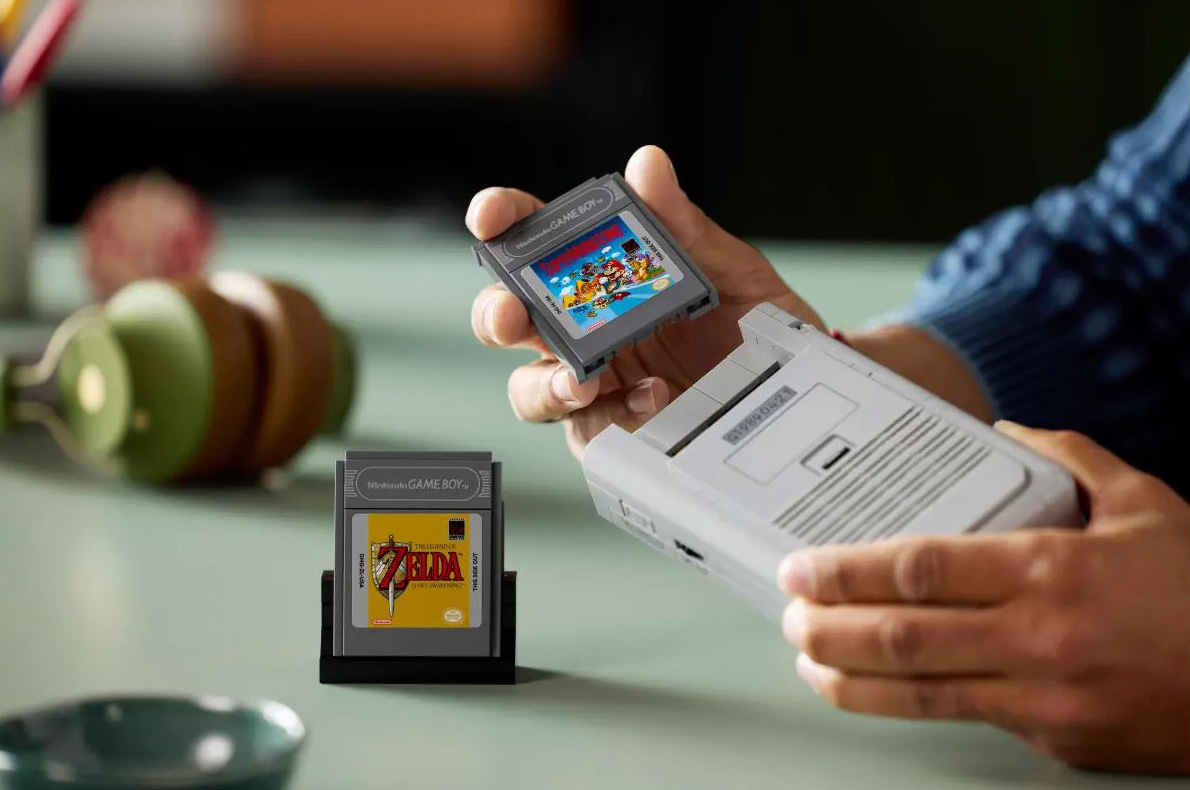 LEGO Game Boy parts