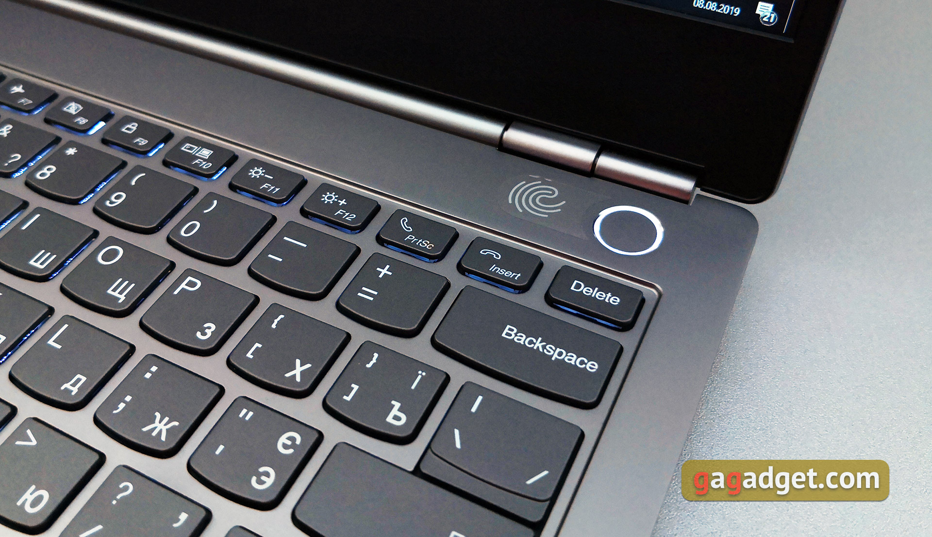 Огляд Lenovo ThinkBook 13s: ультрапортативний "бізнес-ноутбук" з людським обличчям-23